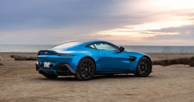 Aston Martin: En Dypdykk i Eleganse og Ytelse